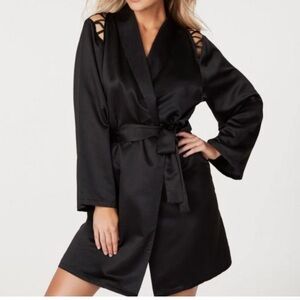 NWT Frederick's of Hollywood Summer Lattice Black Satin Robe